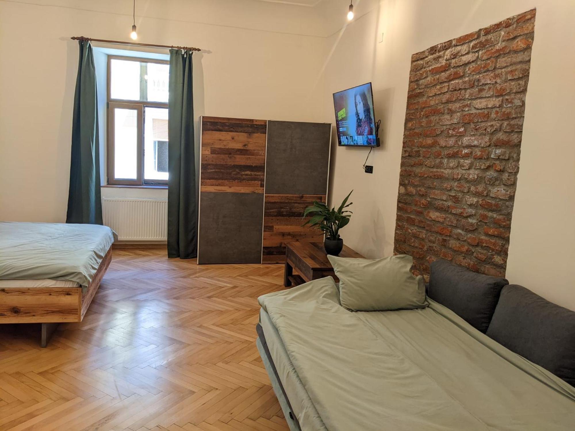 טימישוארה The Industrique Home - 3 Bedroom Apartment מראה חיצוני תמונה